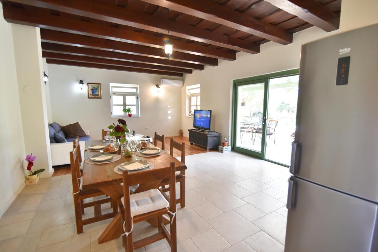 Vacation Home Mate Ceko Sukošan Extérieur photo